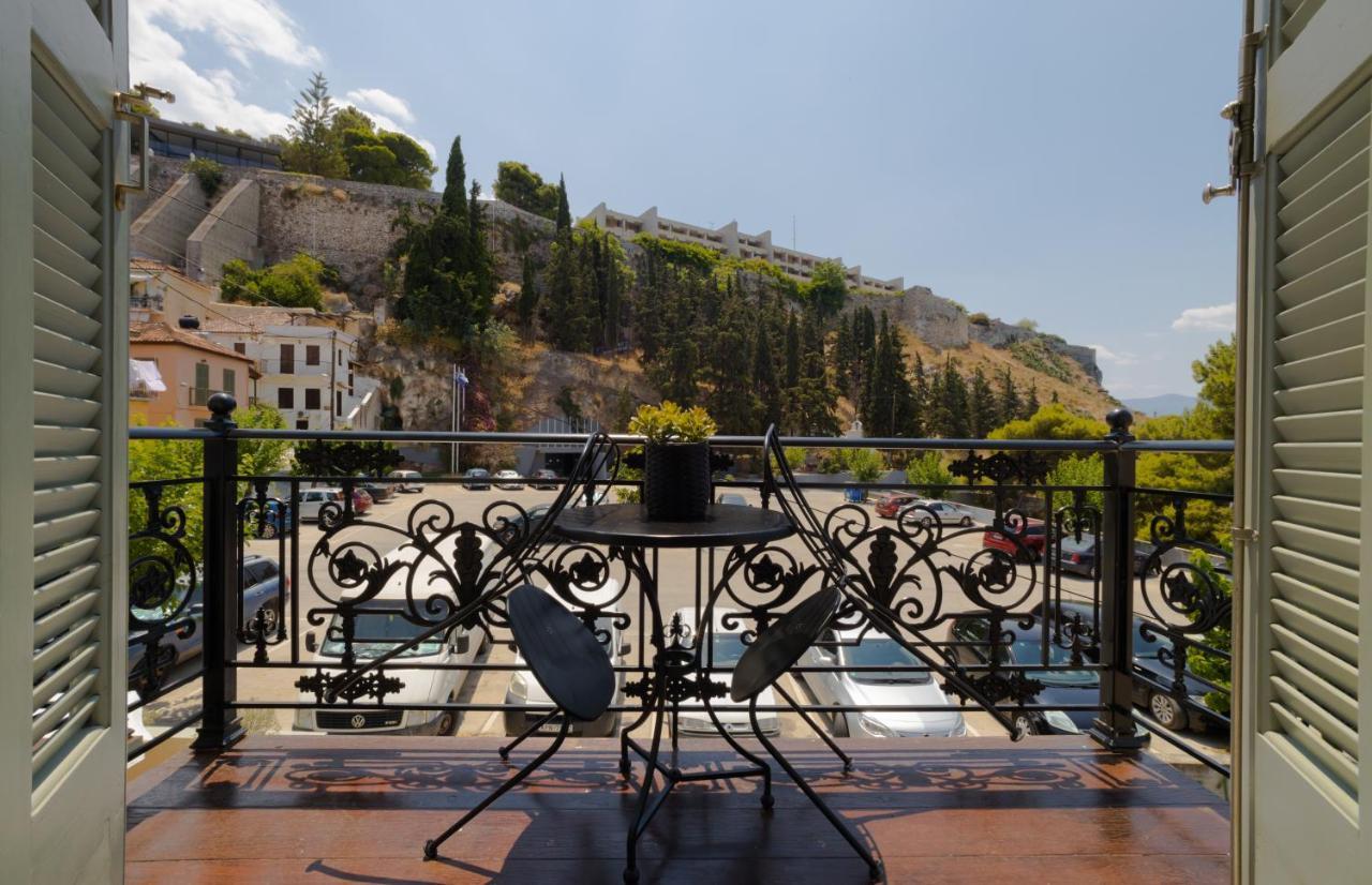 Pension Nikolaos ナフプリオ エクステリア 写真